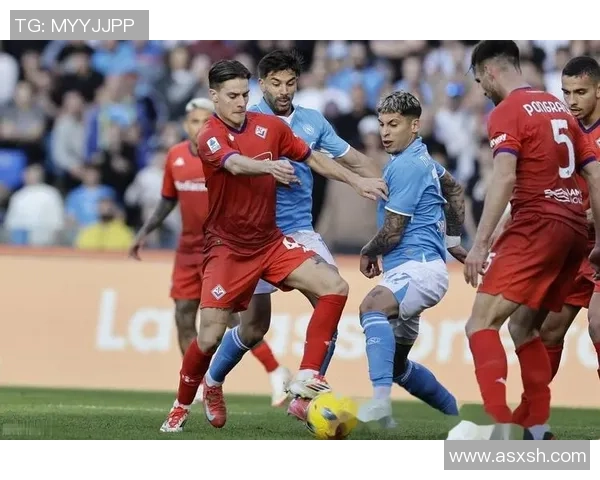 意甲激战：里昂大胜那不勒斯红牌争议引发全场热议